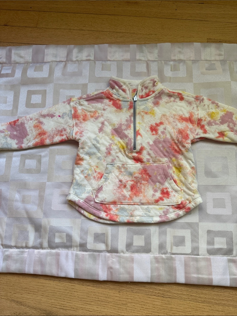 Tie-dyed half- zipped quilted sweatshirt